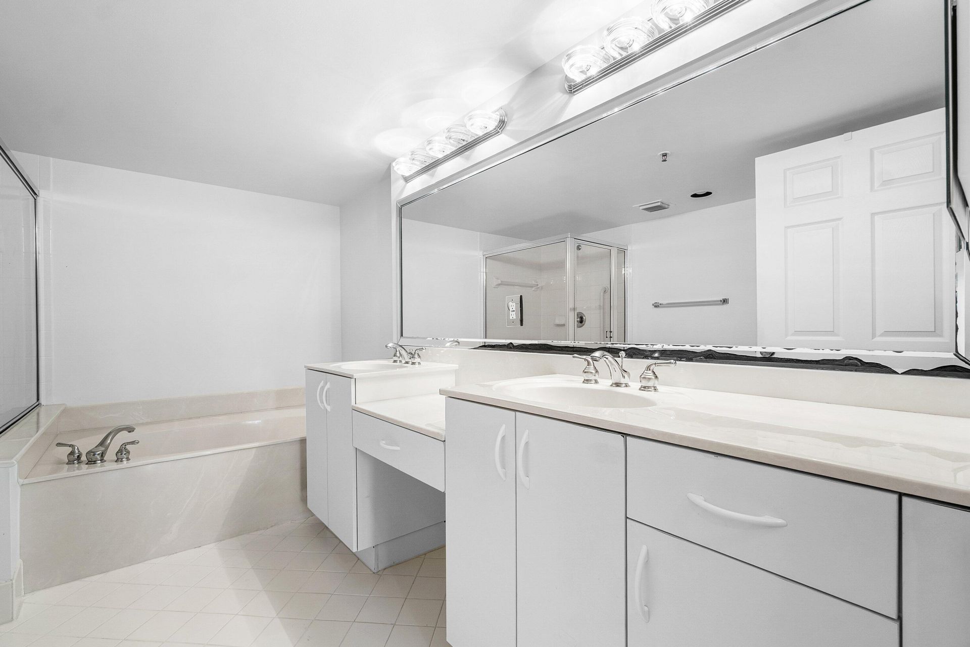 5749 Gemstone Court, Unit 204, Boynton Beach, FL 33437 Photo