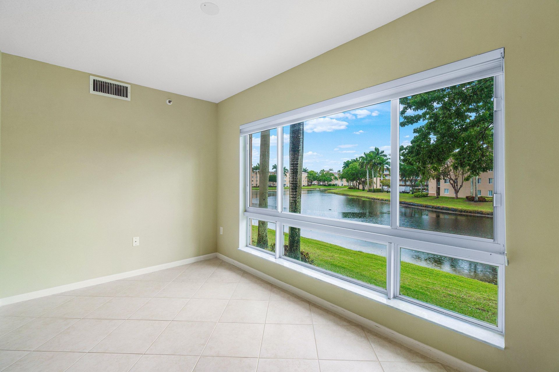 5749 Gemstone Court, Unit 204, Boynton Beach, FL 33437 Photo