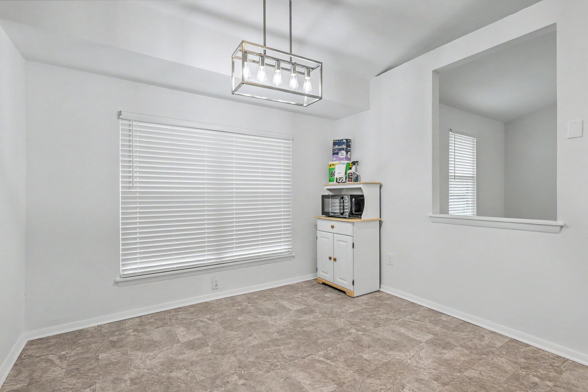 104 Tweed Court Photo 12