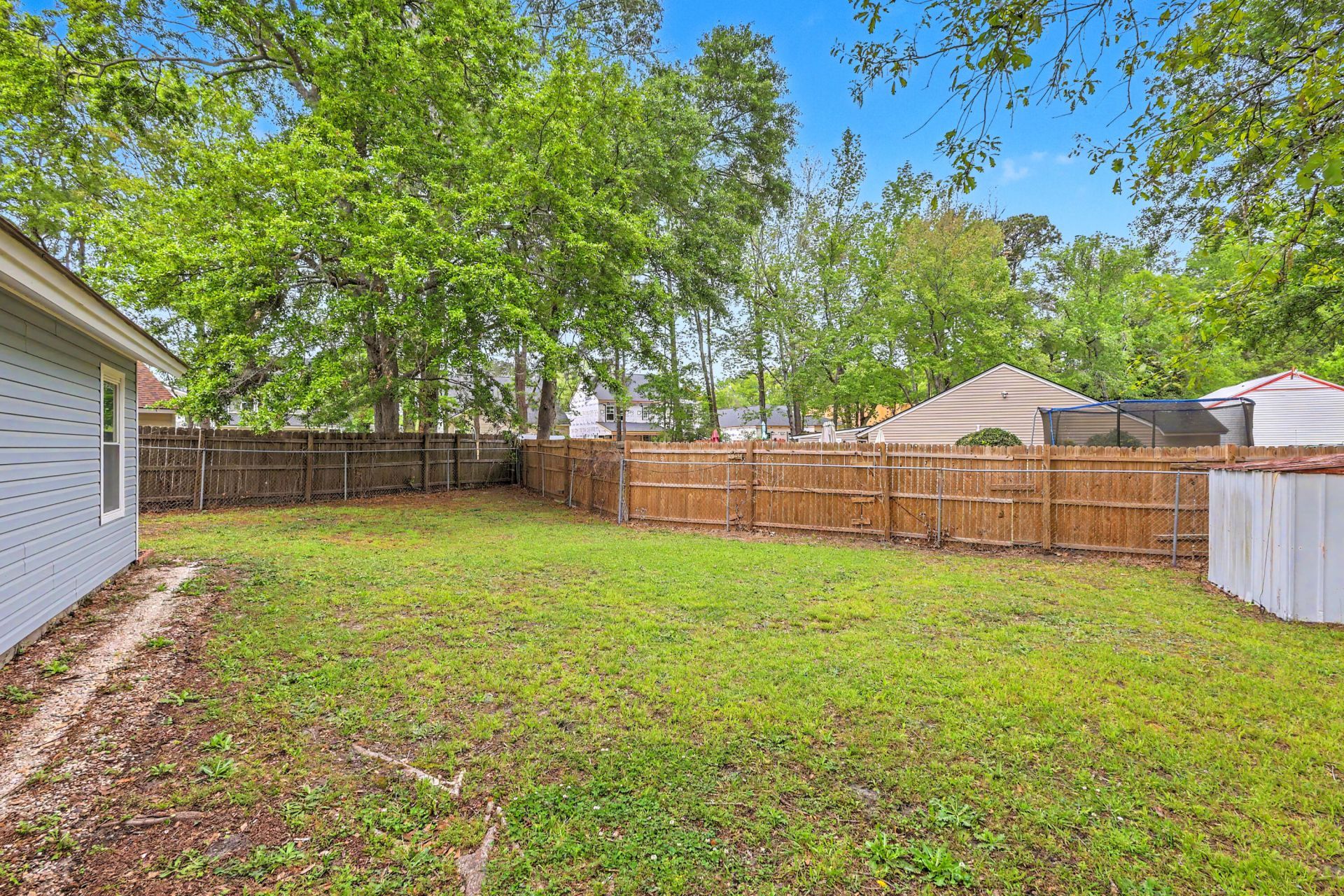 104 Tweed Court Photo 25