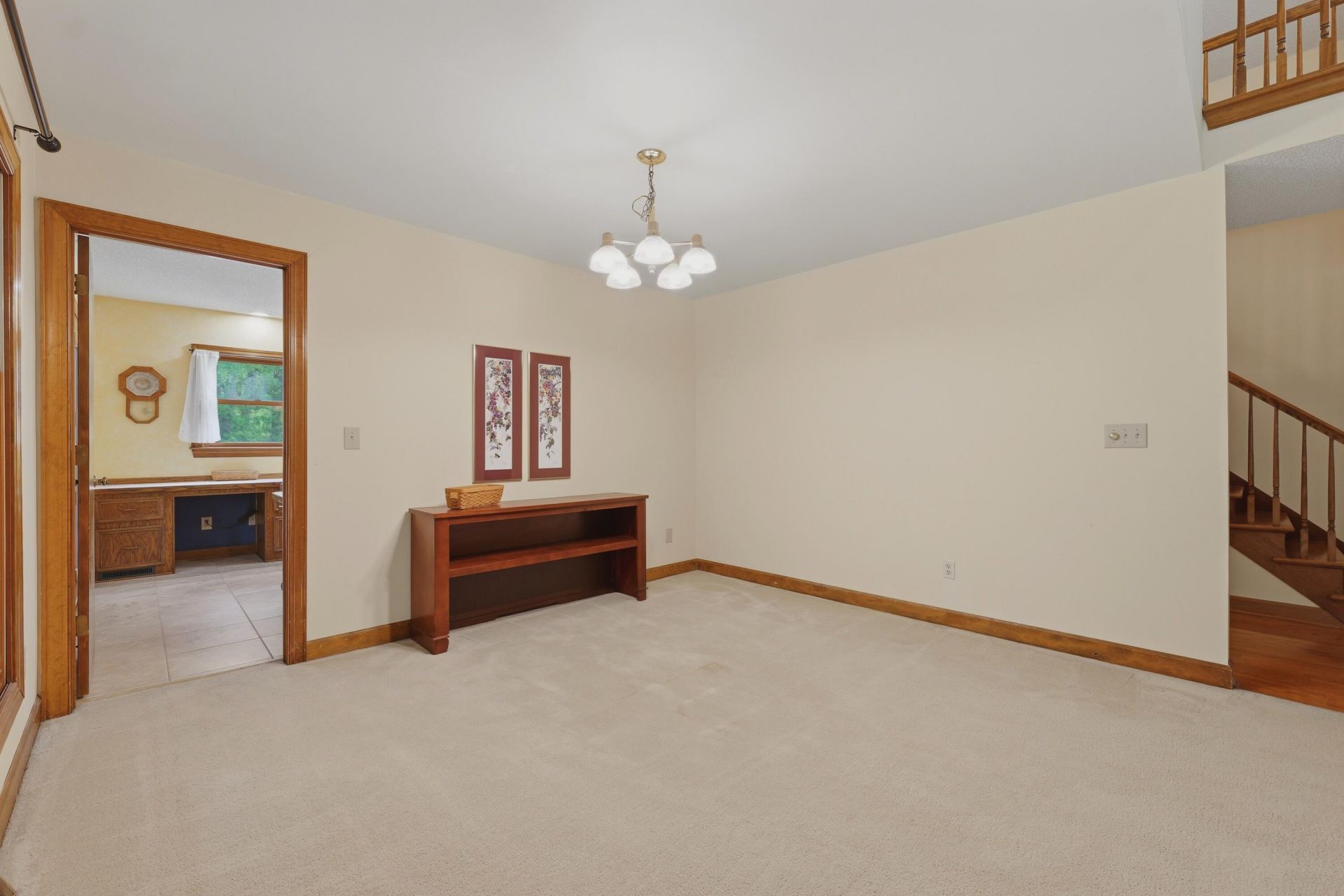 141 Beaverton Court Photo 14