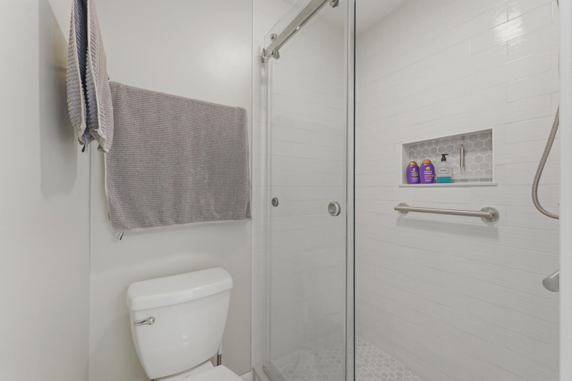 141 Beaverton Court Photo 20