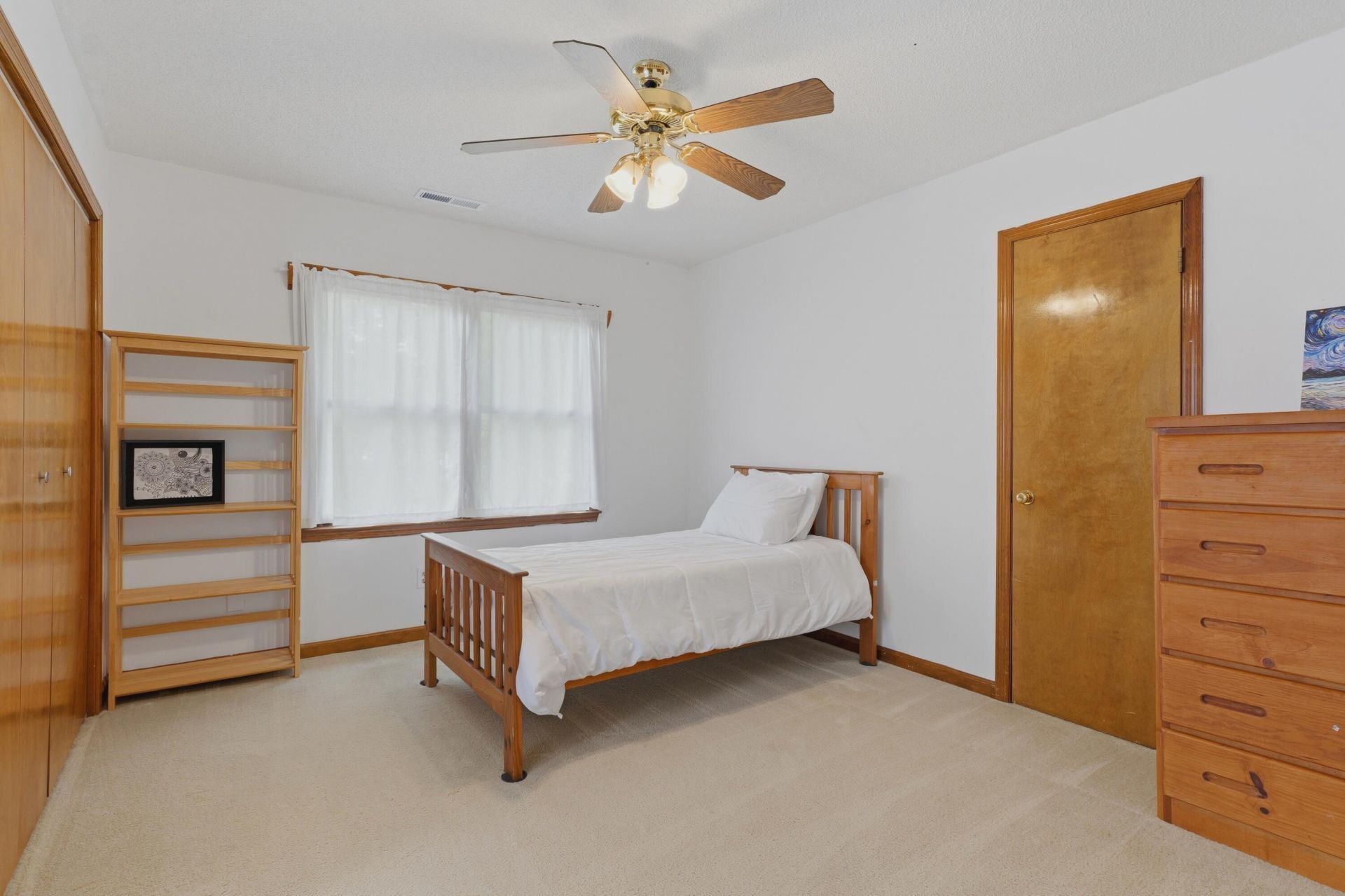 141 Beaverton Court Photo 26