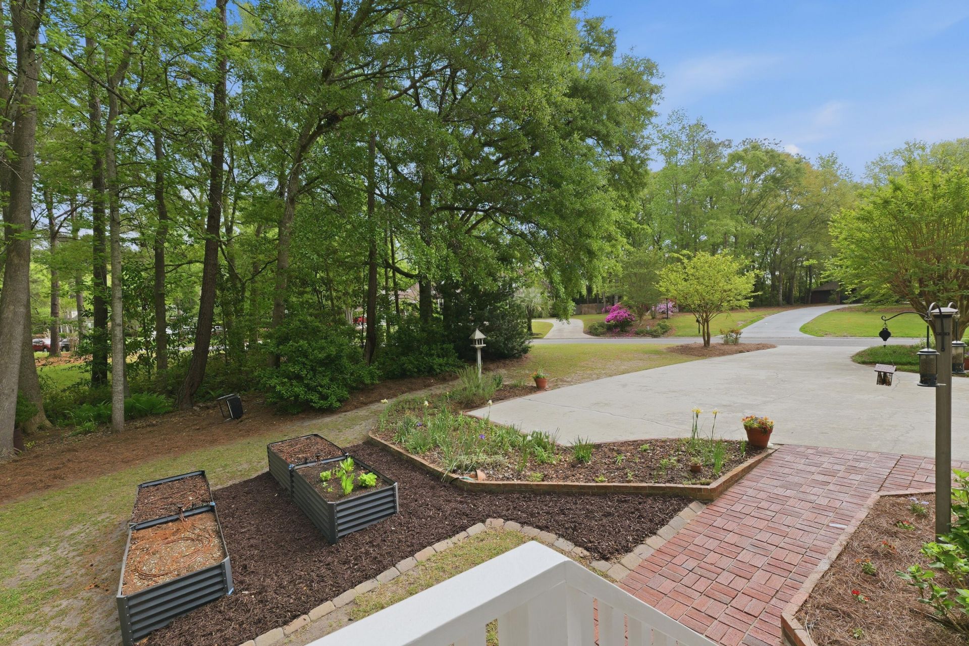 141 Beaverton Court Photo 37