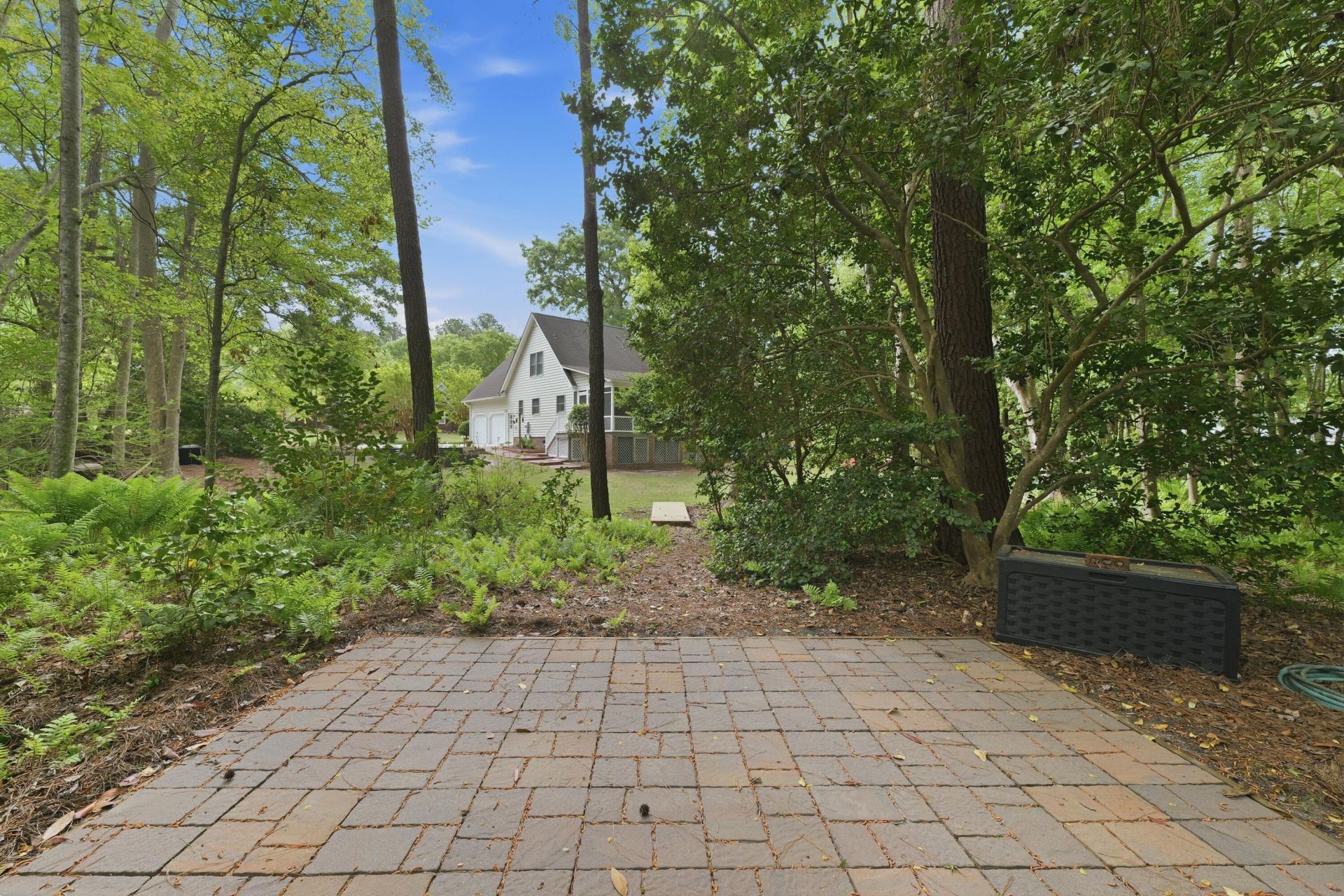 141 Beaverton Court Photo 44