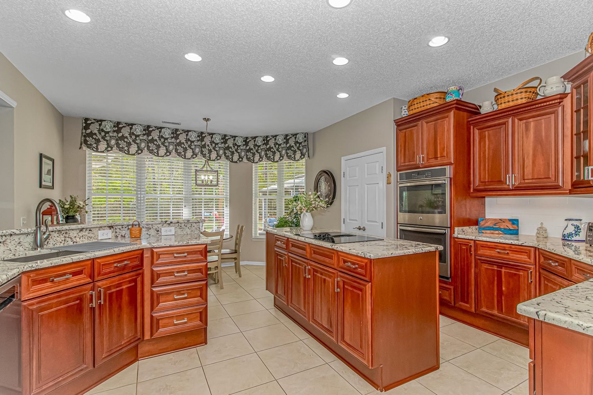 1310 Lighthouse Dr. Photo 6