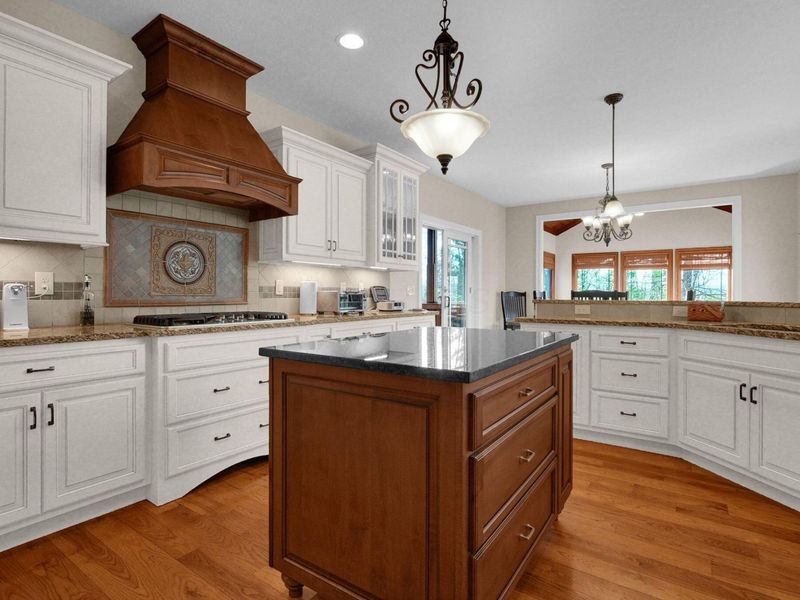 1551 Riverwood Lane, Powell, OH 43065 Photo 17