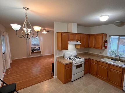 902 Del Paso Blvd #61, Sacramento, CA 95815 Photo