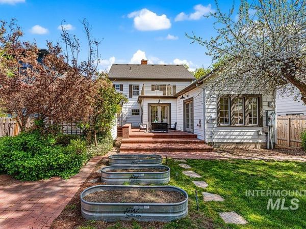 915 N 17th St, Boise, ID 83702