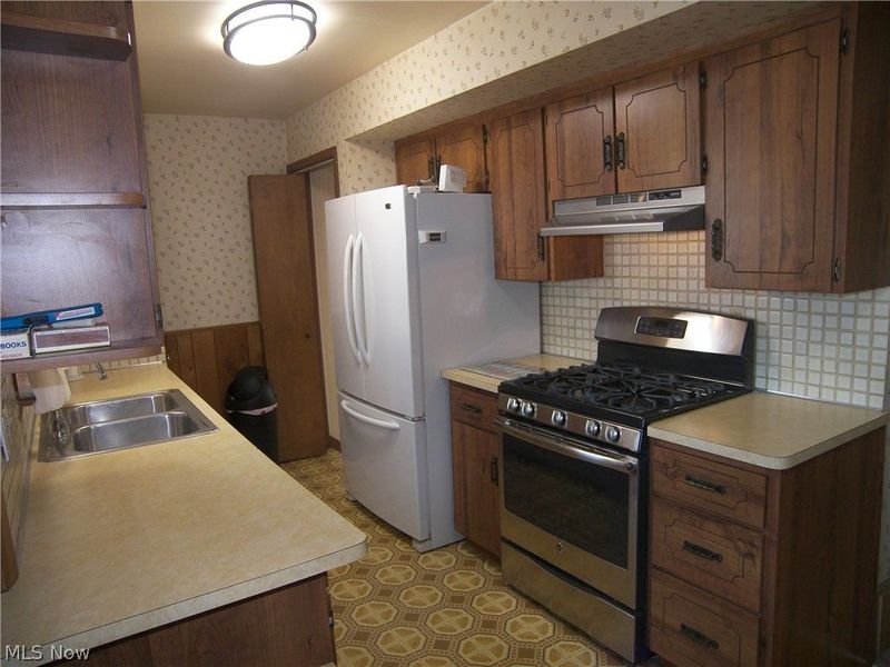 20871 Trebec Boulevard, Euclid, OH 44119 Photo 11