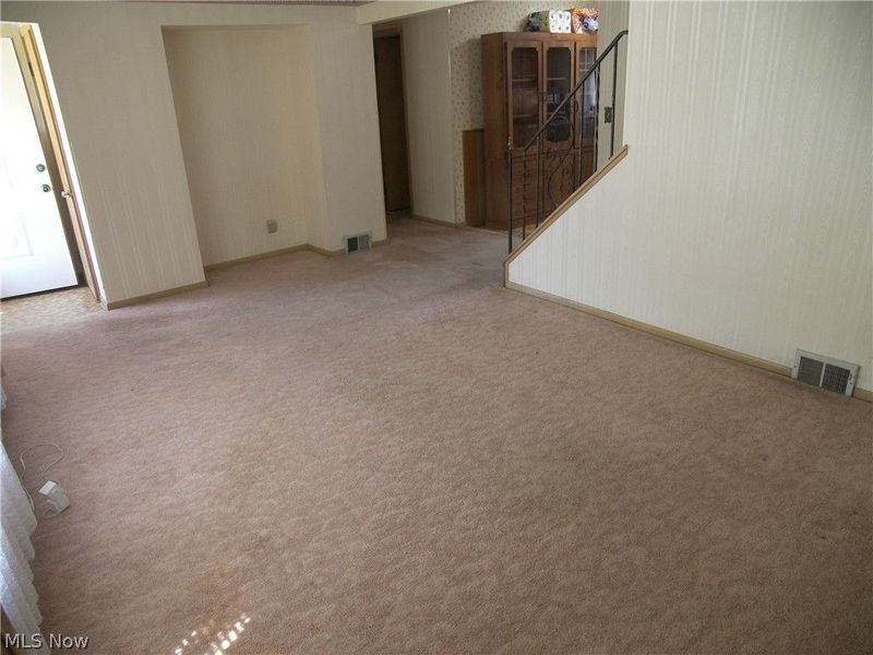 20871 Trebec Boulevard, Euclid, OH 44119 Photo 14