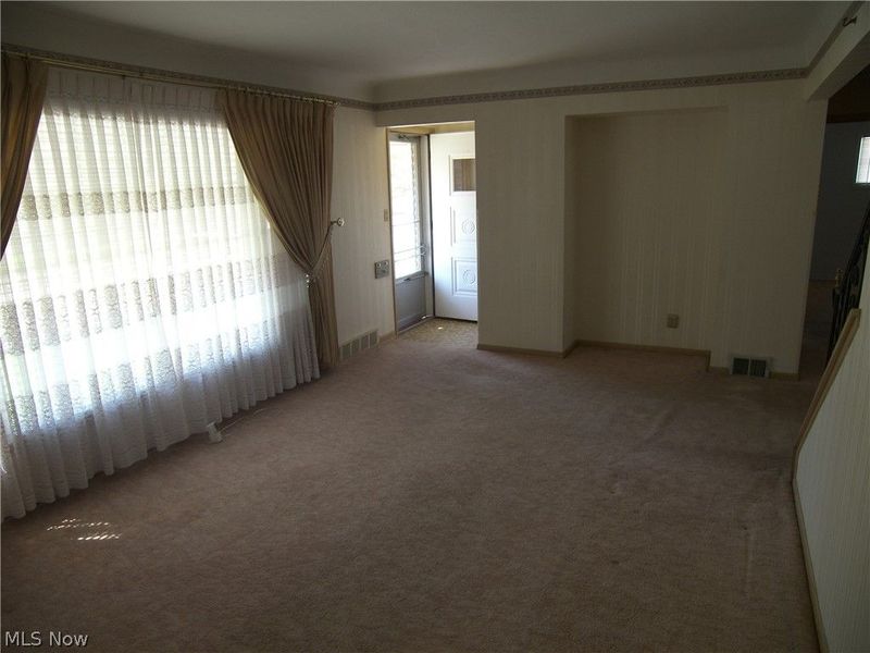 20871 Trebec Boulevard, Euclid, OH 44119 Photo 15