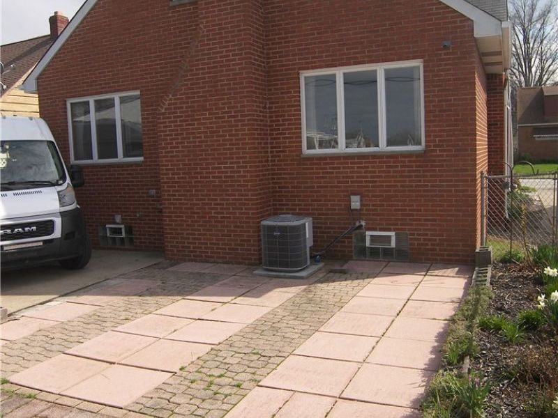 20871 Trebec Boulevard, Euclid, OH 44119 Photo 4