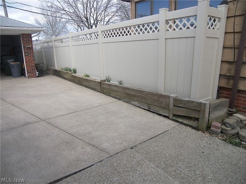 20871 Trebec Boulevard, Euclid, OH 44119 Photo 43