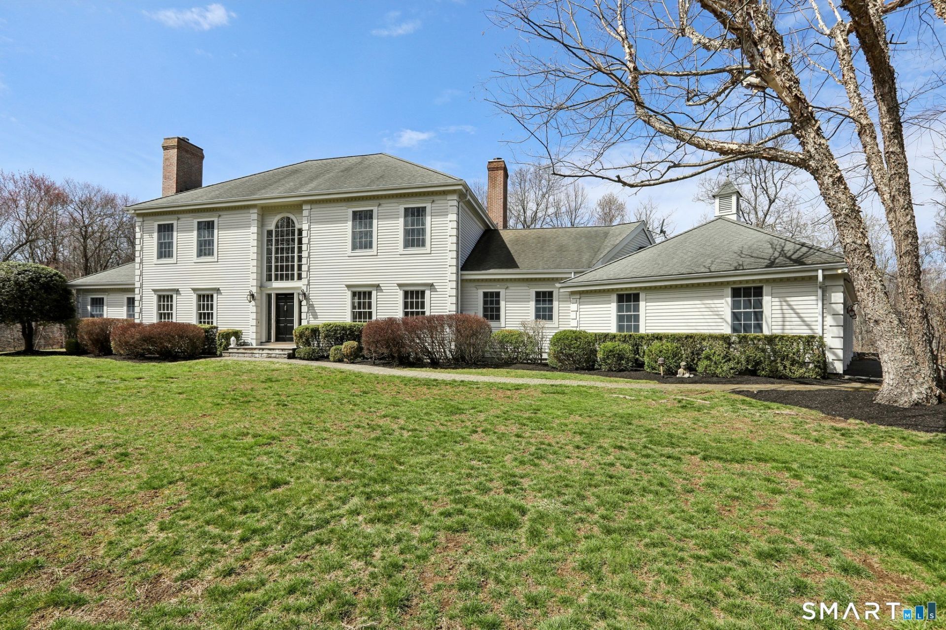 100 Chestnut Hill, Ridgefield, CT 06877 Main Photo