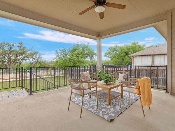 557 Scenic Bluff DR, Georgetown, TX 78628