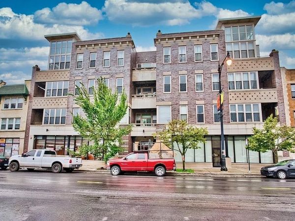 3113 W Lawrence Avenue, Unit A302, Chicago, IL 60625