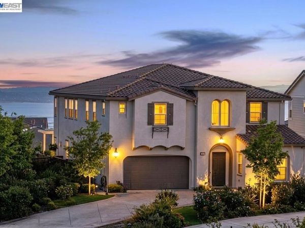 128 Dunfirth Ct, Hayward, CA 94542