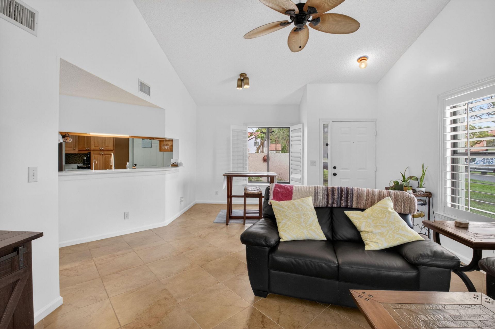 10 Vía De Casas Sur, Unit 101, Boynton Beach, FL 33426 Photo