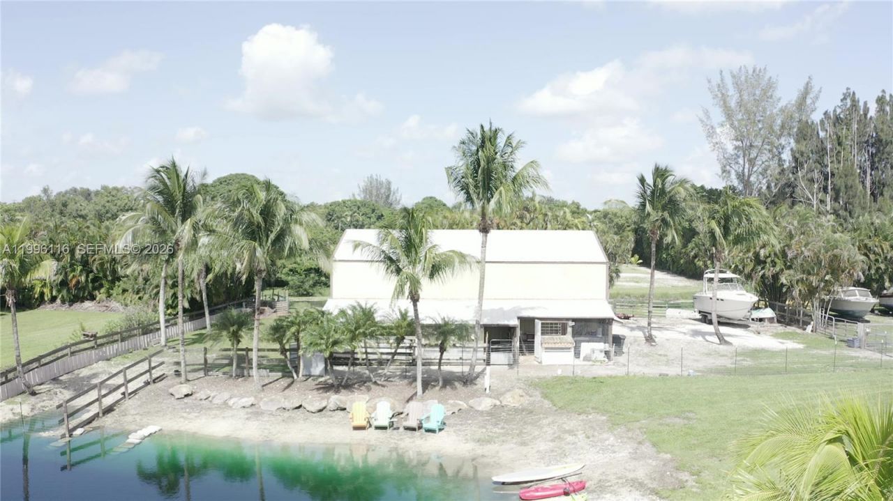 18901 SW 63rd St , Southwest Ranches, FL 33332 Photo