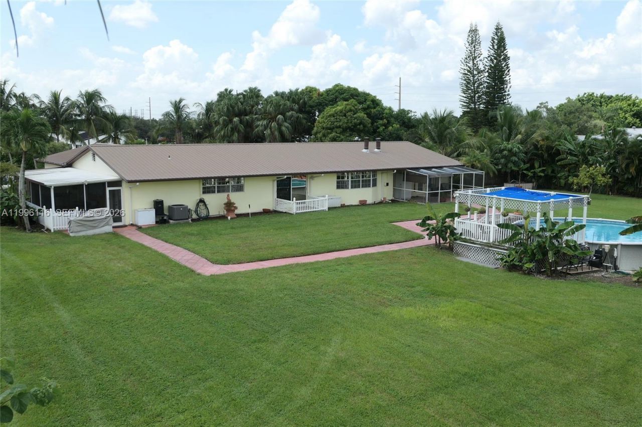 18901 SW 63rd St, Southwest Ranches, FL 33332 Photo