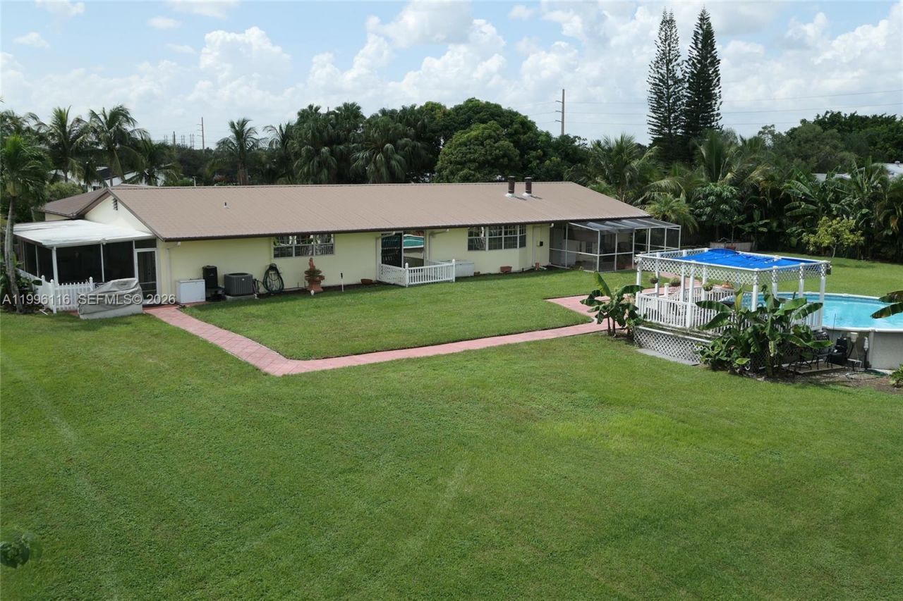 18901 SW 63rd St, Southwest Ranches, FL 33332 Photo