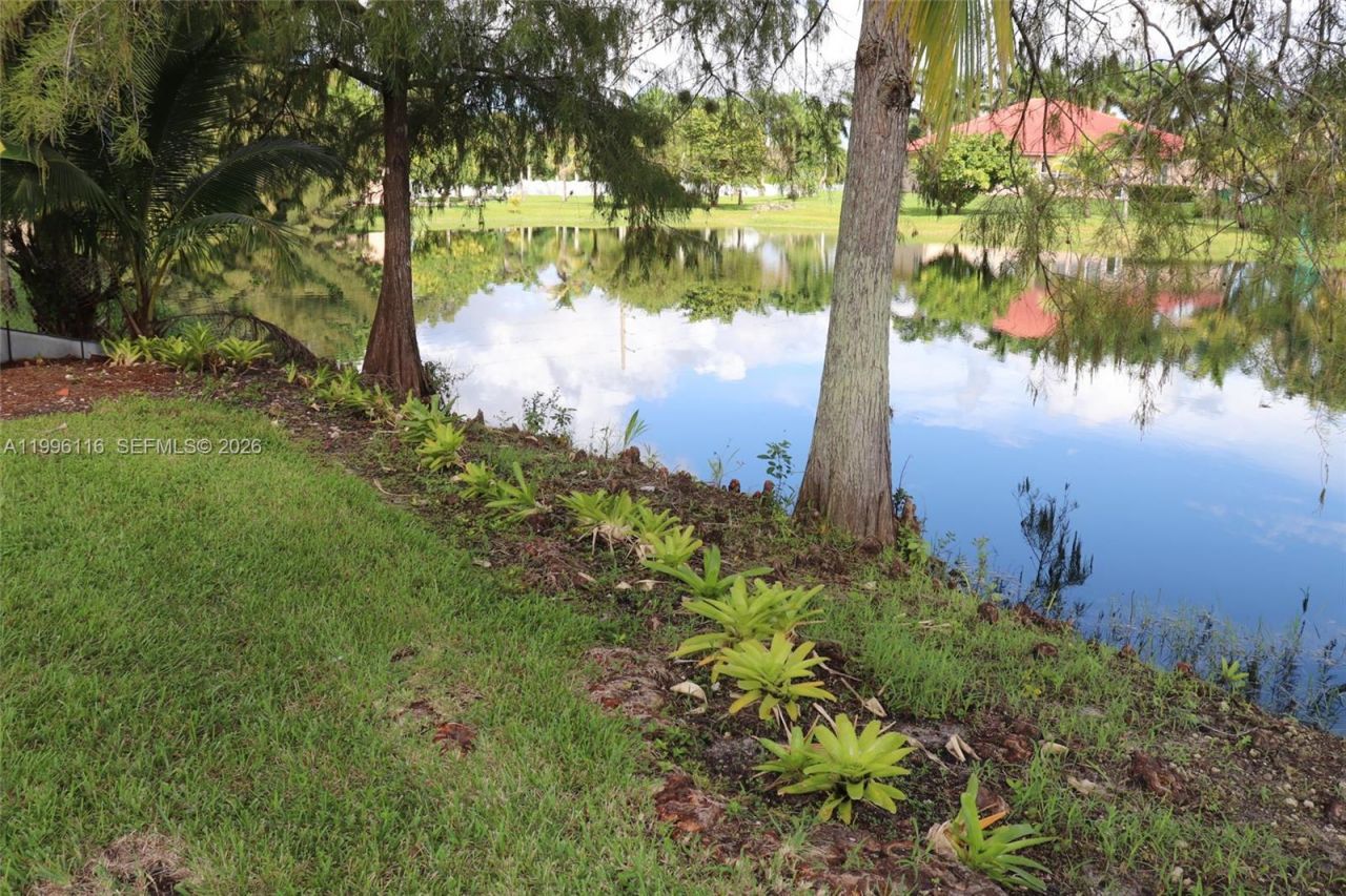 18901 SW 63rd St, Southwest Ranches, FL 33332 Photo