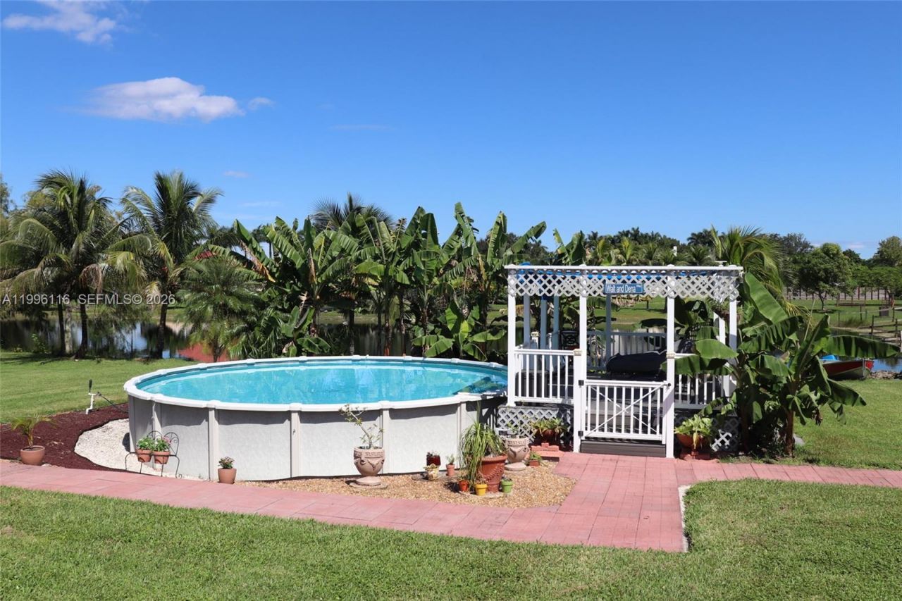 18901 SW 63rd St, Southwest Ranches, FL 33332 Photo