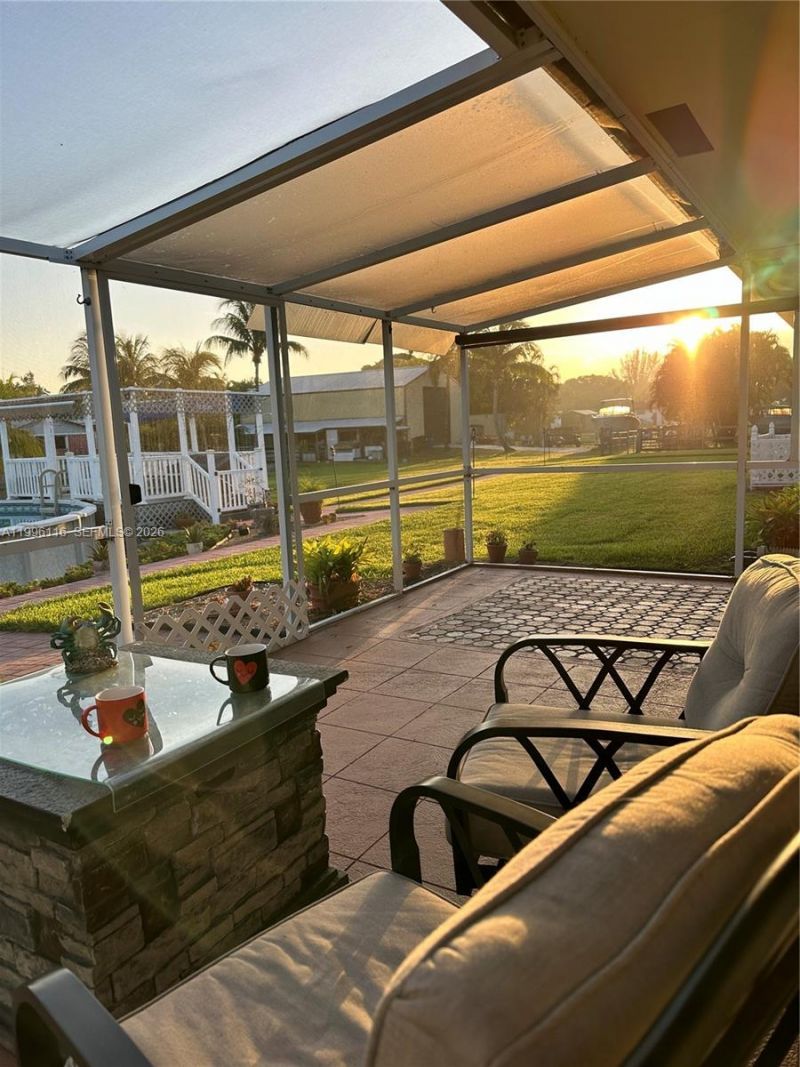 18901 SW 63rd St , Southwest Ranches, FL 33332 Photo