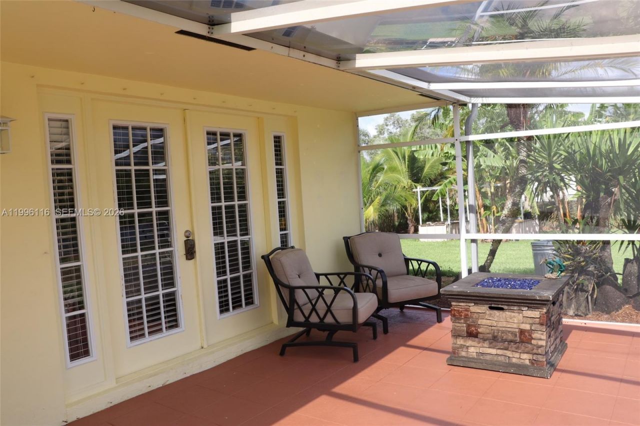 18901 SW 63rd St, Southwest Ranches, FL 33332 Photo