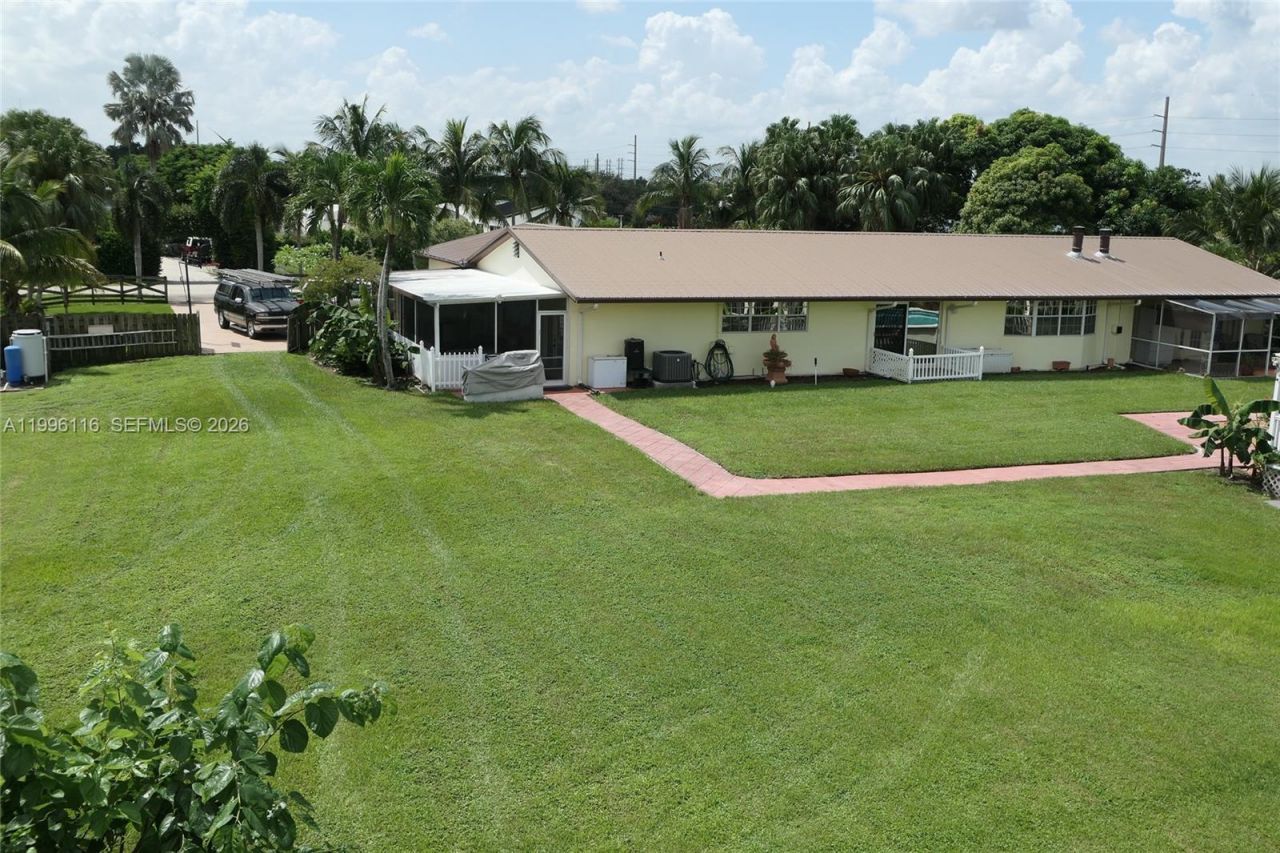 18901 SW 63rd St, Southwest Ranches, FL 33332 Photo