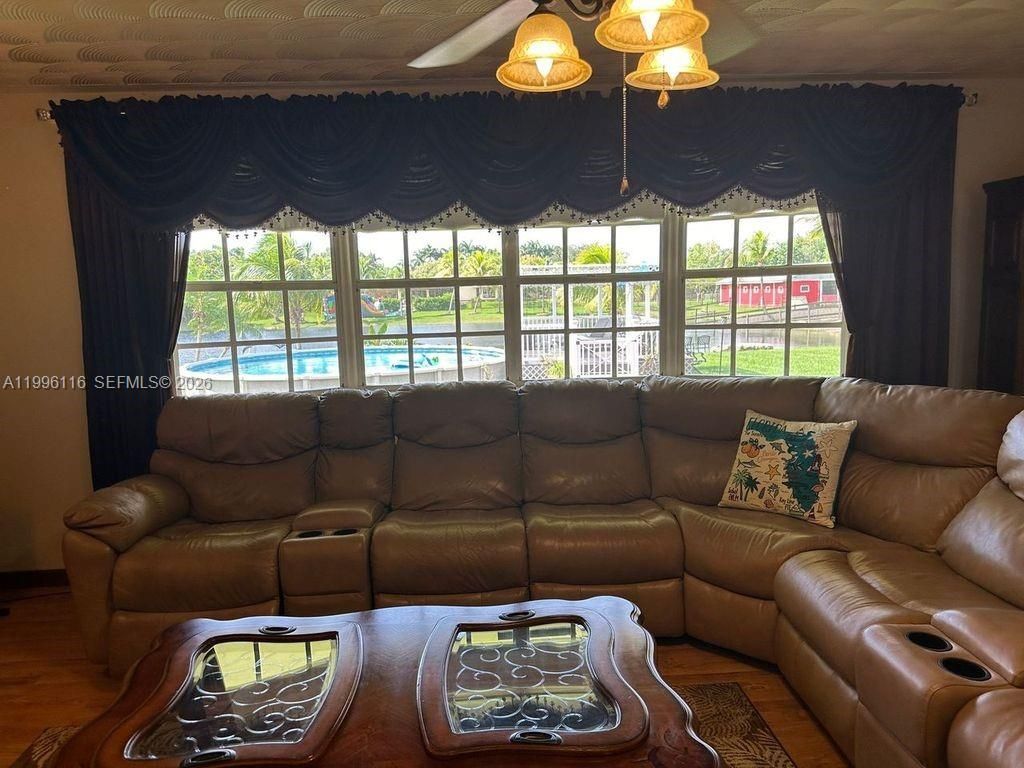 18901 SW 63rd St, Southwest Ranches, FL 33332 Photo