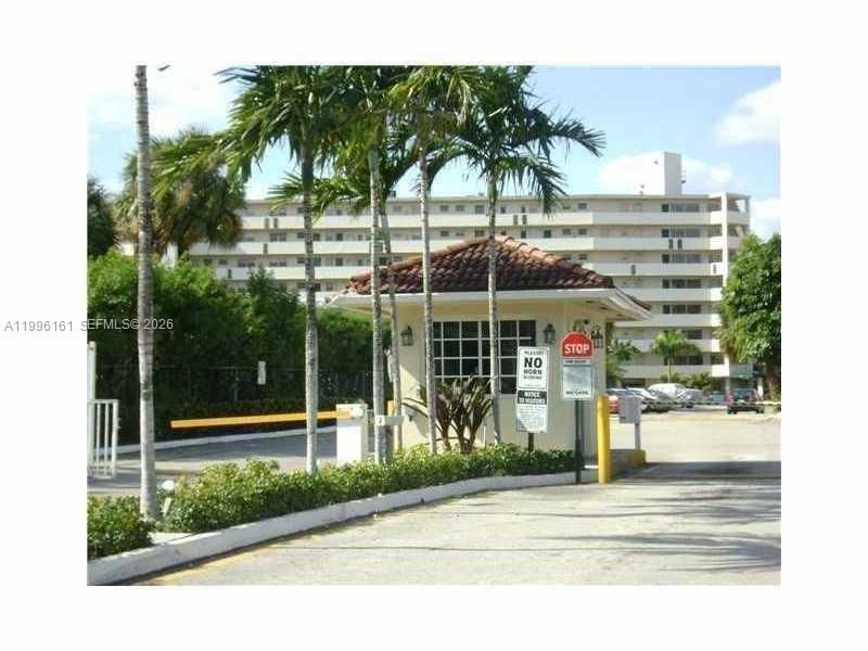 1710 NE 191st St, Unit 111-3, Miami, FL 33179 Photo