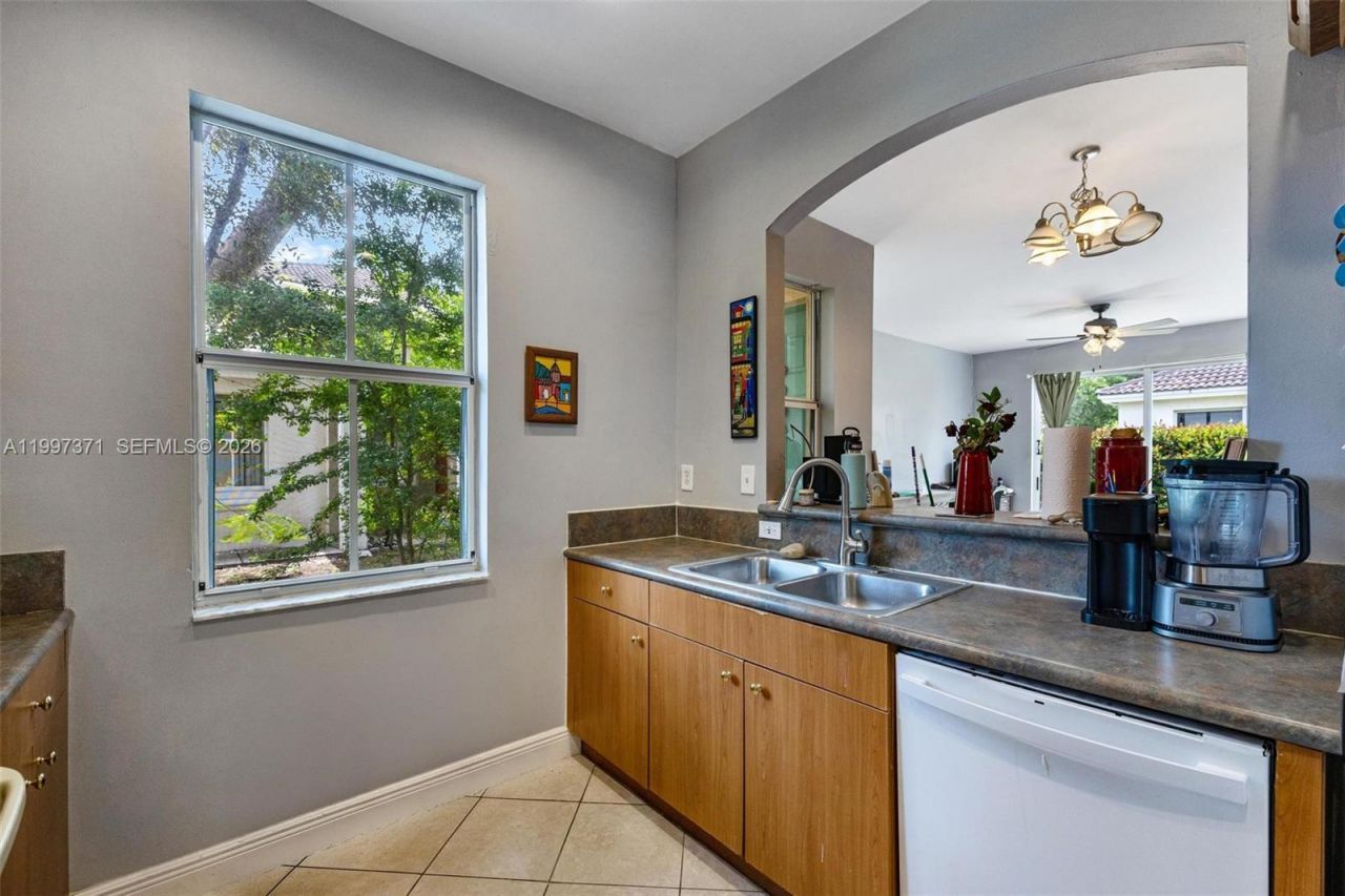 990 NE 42nd Pl, Homestead, FL 33033 Photo