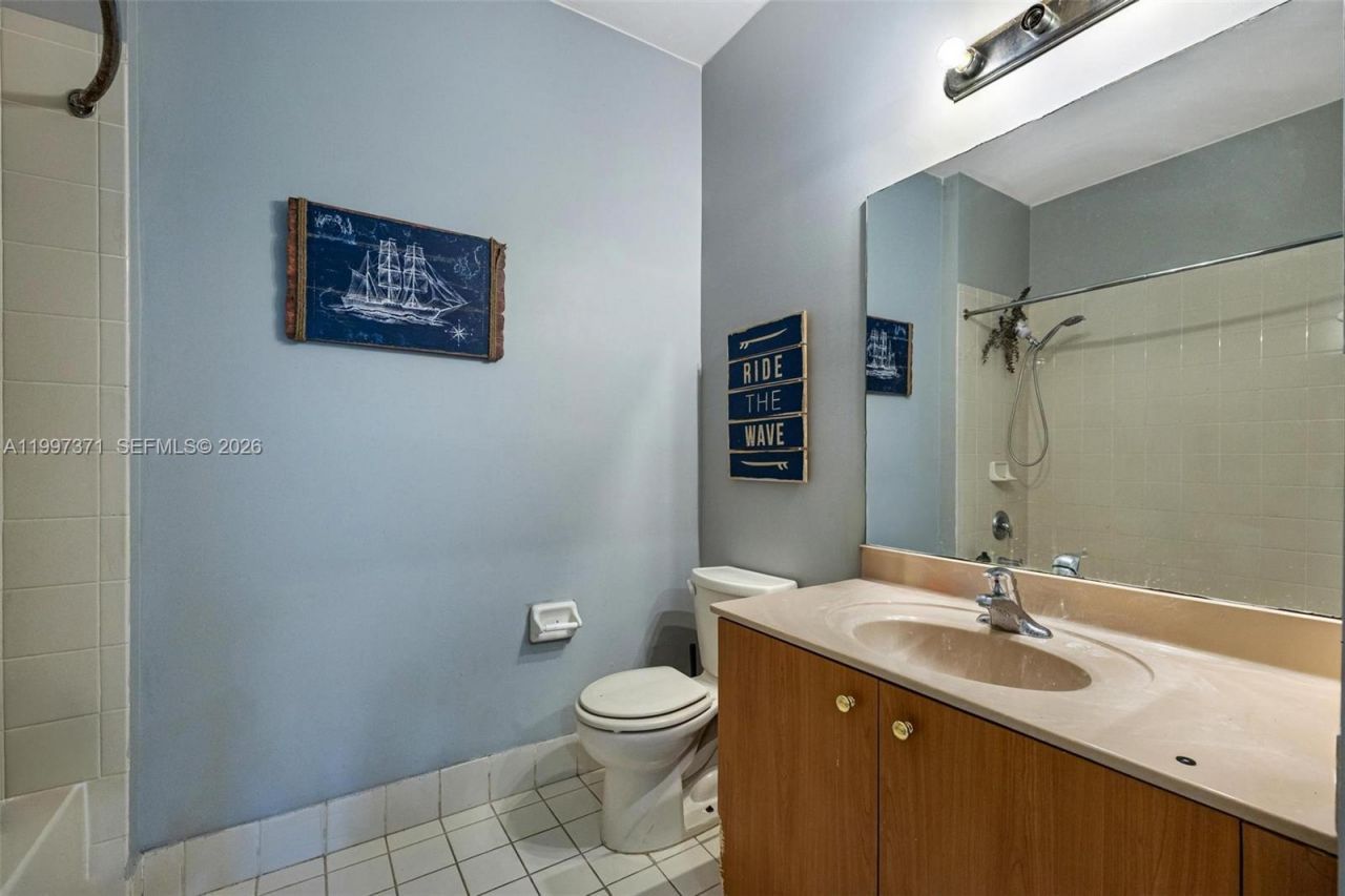990 NE 42nd Pl, Homestead, FL 33033 Photo
