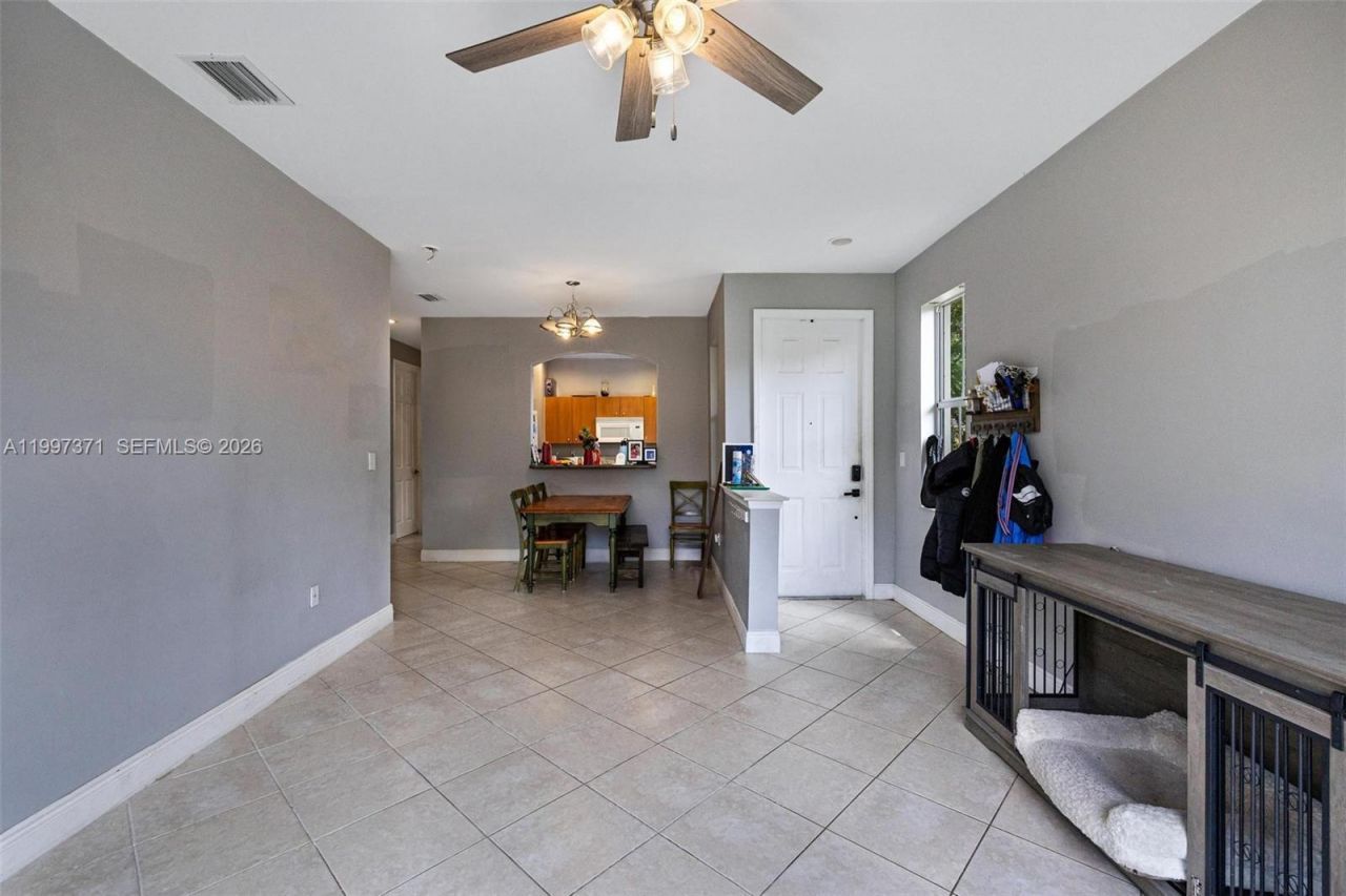 990 NE 42nd Pl, Homestead, FL 33033 Photo