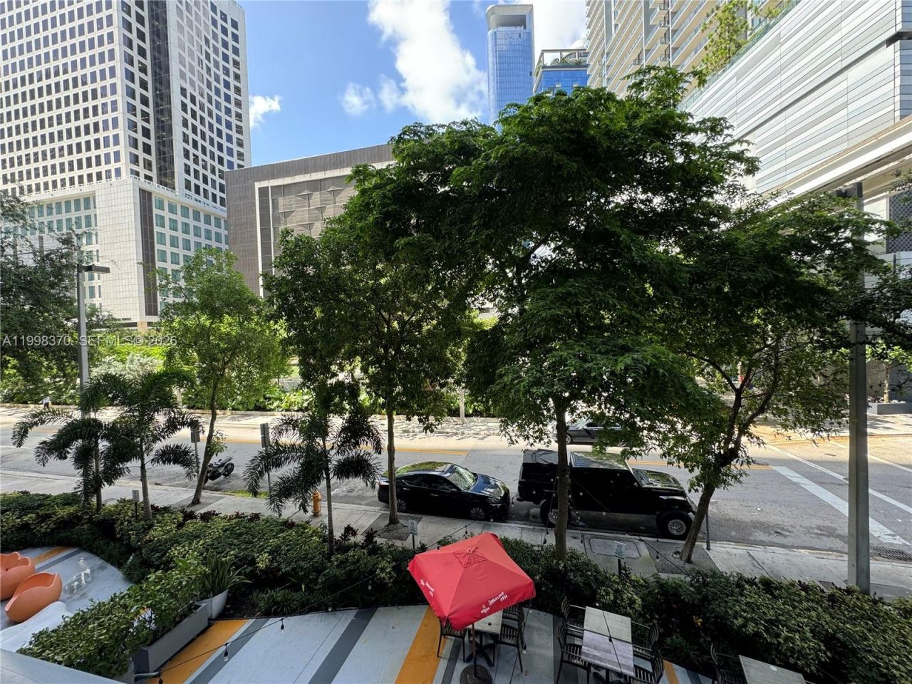 31 SE 6th St, Unit 303, Miami, FL 33131 Photo