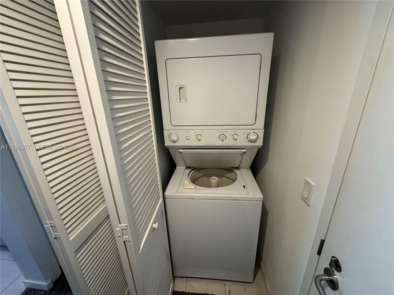 31 SE 6th St, Unit 305, Miami, FL 33131 Photo
