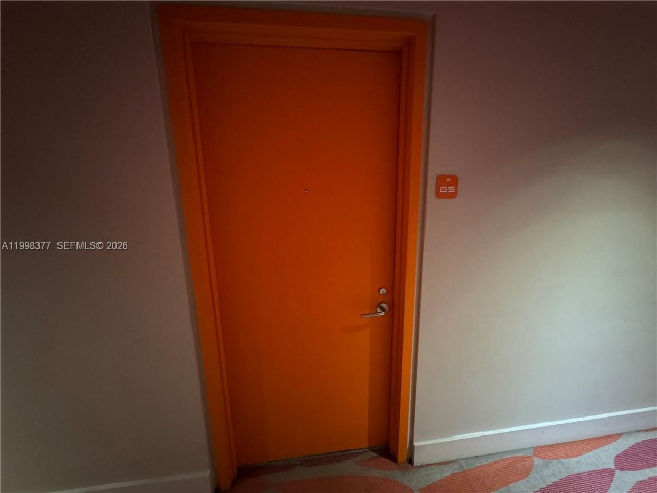 31 SE 6th St, Unit 305, Miami, FL 33131 Photo