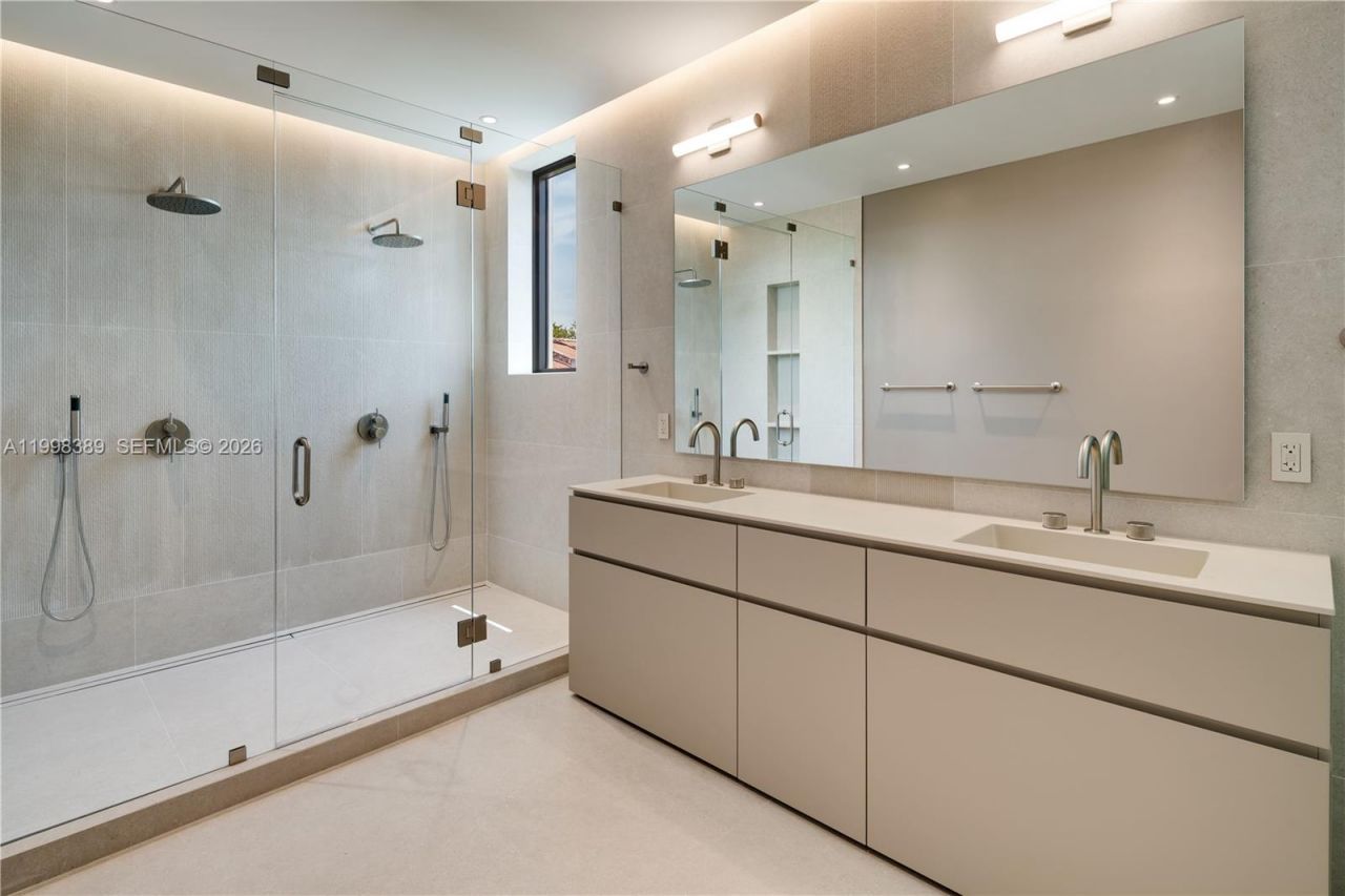 571 Glenridge Rd, Key Biscayne, FL 33149 Photo