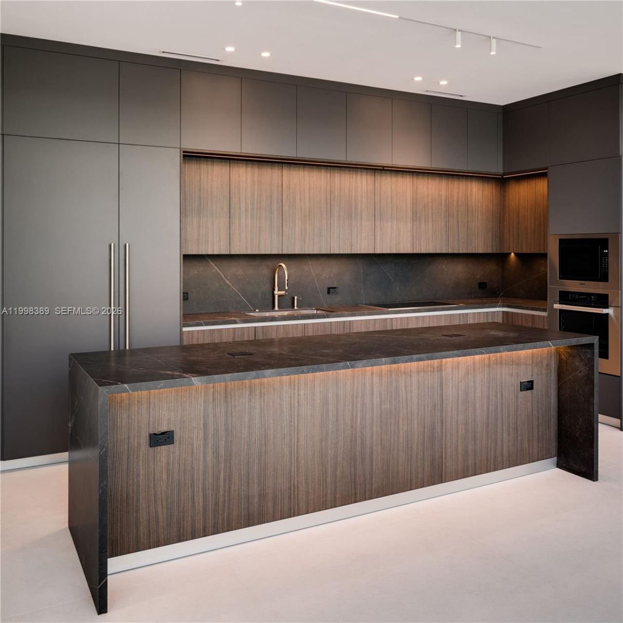 571 Glenridge Rd, Key Biscayne, FL 33149 Photo