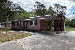 132 Franklin Street photo 4