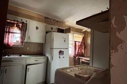 132 Franklin Street photo 4