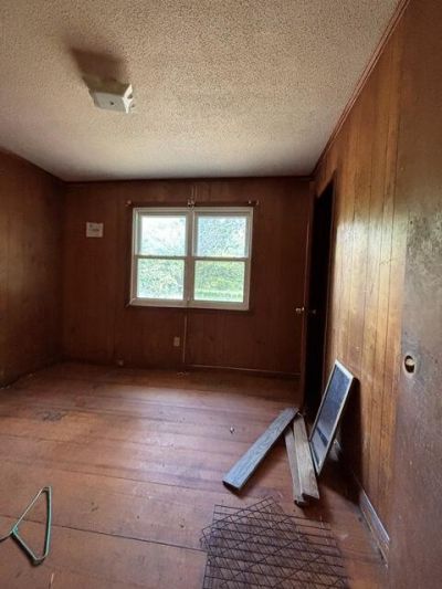 132 Franklin Street Photo 7