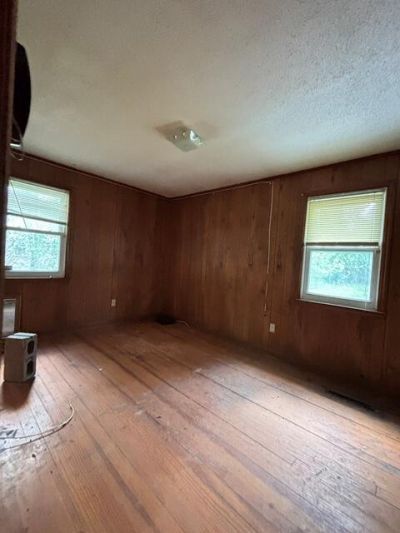 132 Franklin Street Photo 8