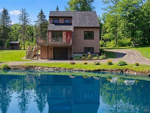 130 Taylor Hts, Holland, NY 14080