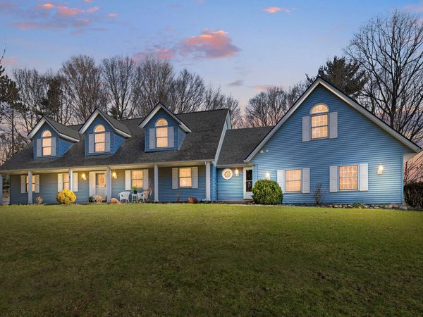 8894 Lakeshore Avenue, West Olive, MI 49460