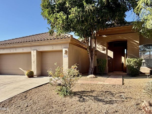 9042 E PARAISO Drive, Scottsdale, AZ 85255