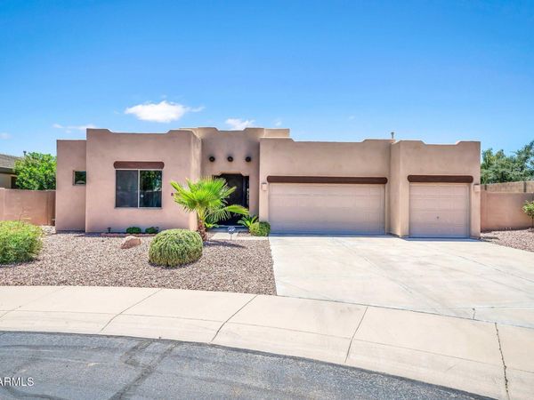 14697 W EDGEMONT Avenue, Goodyear, AZ 85395