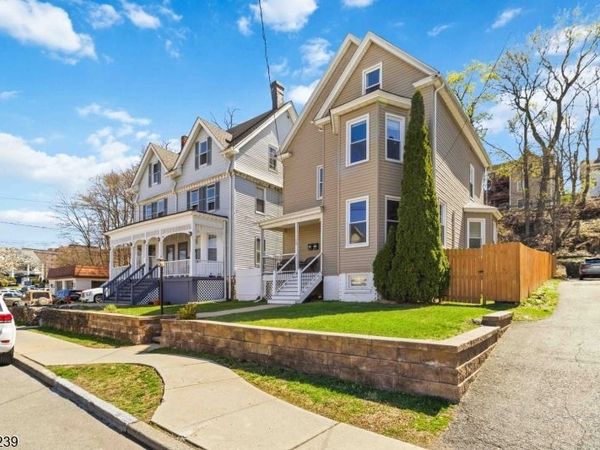 10 Phoenix Ave, Unit 1, Morristown, NJ 07960